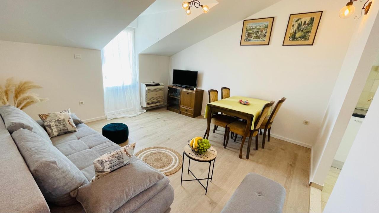 Apartman Luka สปลิท ภายนอก รูปภาพ